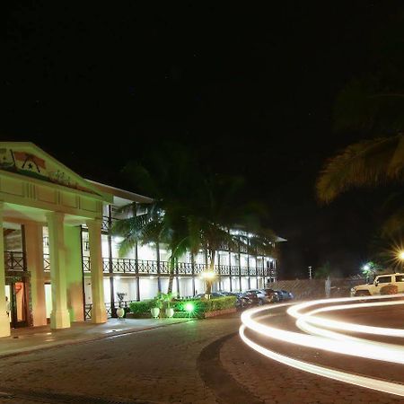 Best Western Plus Accra Beach Hotel Teshie Esterno foto