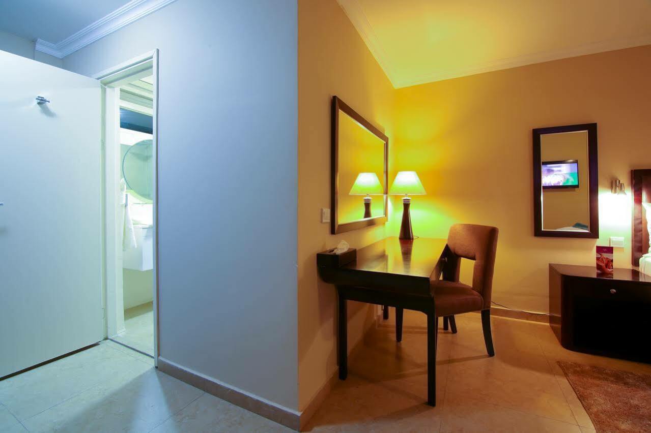 Best Western Plus Accra Beach Hotel Teshie Esterno foto